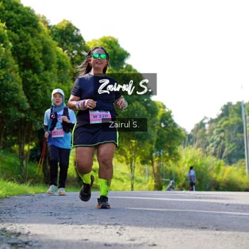 Runner Photo 680022