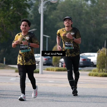 Runner Photo 6800221