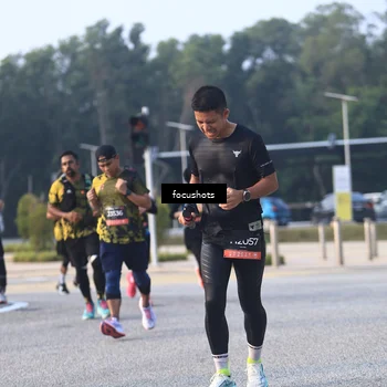 Runner Photo 6800240