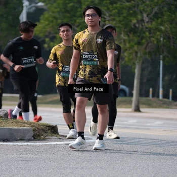 Runner Photo 6800261
