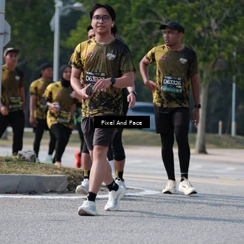 Runner Photo 6800262