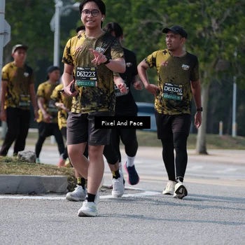 Runner Photo 6800263