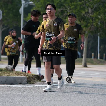 Runner Photo 6800270