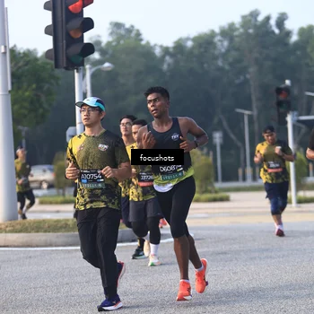 Runner Photo 6800272