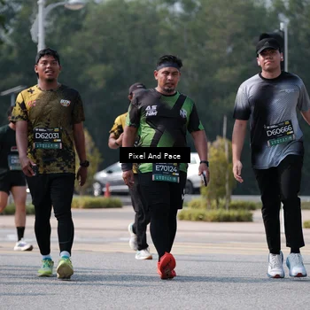 Runner Photo 6800323