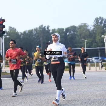Runner Photo 6800334