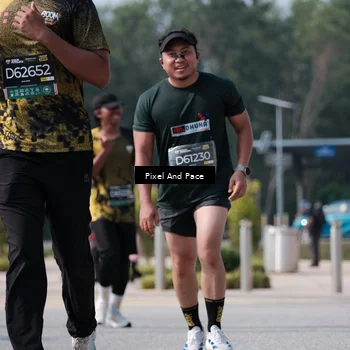 Runner Photo 6800359