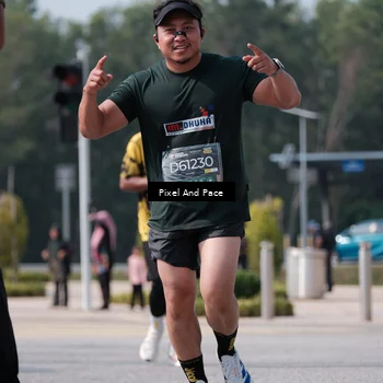 Runner Photo 6800365