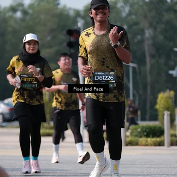 Runner Photo 6800386
