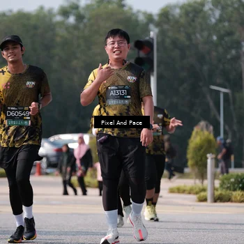 Runner Photo 6800400