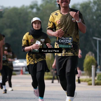 Runner Photo 6800409