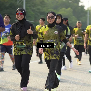 Runner Photo 6800439