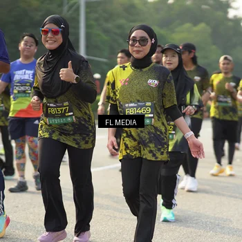 Runner Photo 6800442