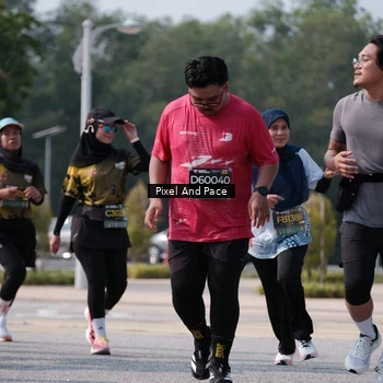 Runner Photo 6800552