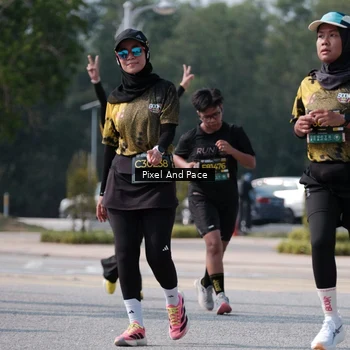 Runner Photo 6800576