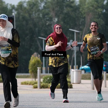 Runner Photo 6800619