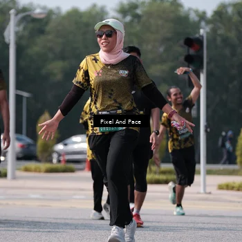 Runner Photo 6800625