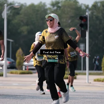 Runner Photo 6800630