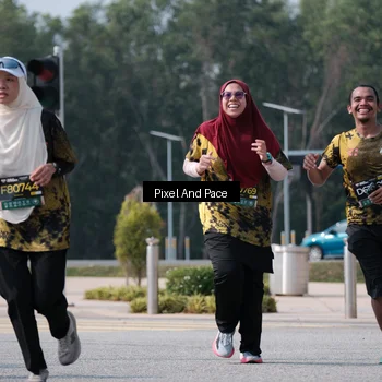Runner Photo 6800648