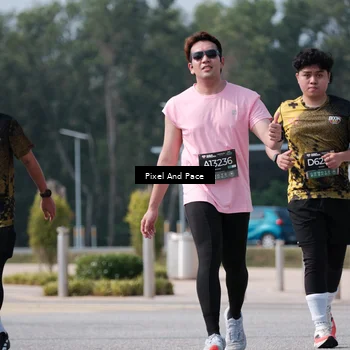Runner Photo 6800667