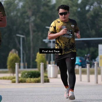 Runner Photo 6800705