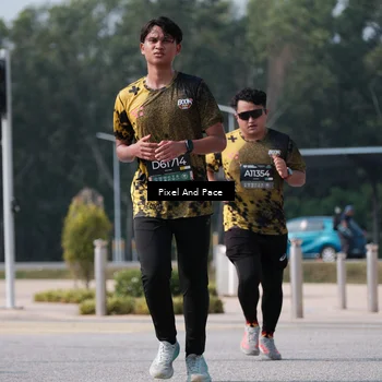Runner Photo 6800707