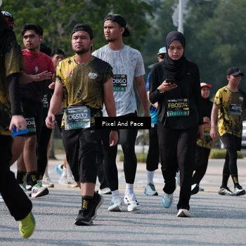 Runner Photo 6800715