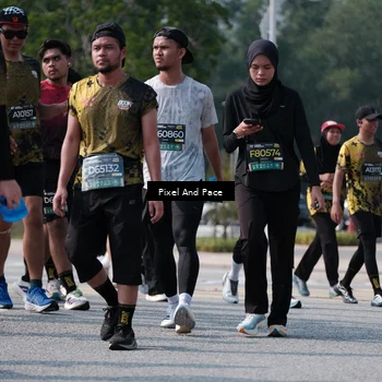 Runner Photo 6800717