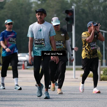 Runner Photo 6800738