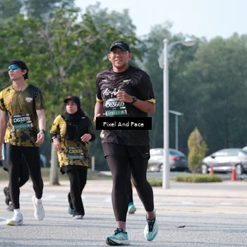 Runner Photo 6800759