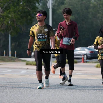 Runner Photo 6800808