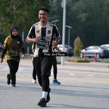 Runner Photo 6800871