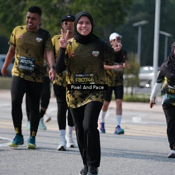 Runner Photo 6800875