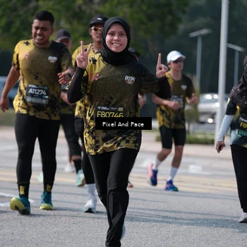 Runner Photo 6800880