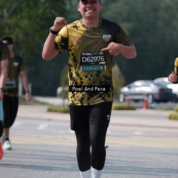 Runner Photo 6800928