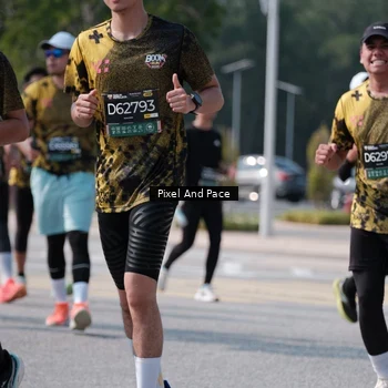 Runner Photo 6800934