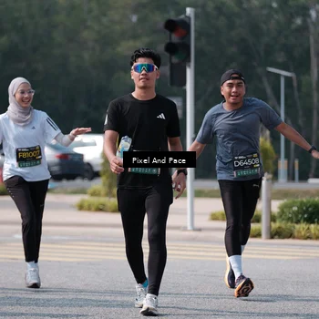 Runner Photo 6800957