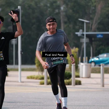Runner Photo 6800973