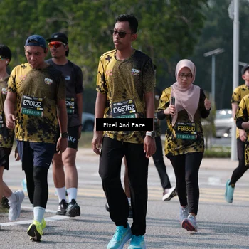 Runner Photo 6801009