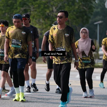 Runner Photo 6801015