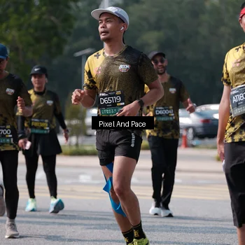 Runner Photo 6801036