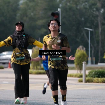 Runner Photo 6801064