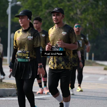 Runner Photo 6801070