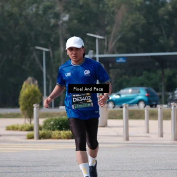 Runner Photo 6801103