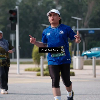Runner Photo 6801108