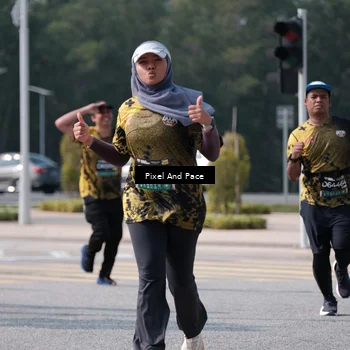 Runner Photo 6801134