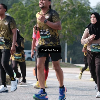 Runner Photo 6801162