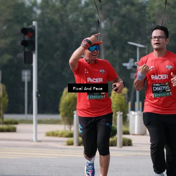 Runner Photo 6801169