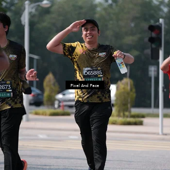 Runner Photo 6801170