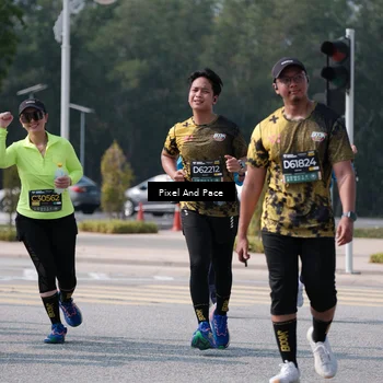 Runner Photo 6801246